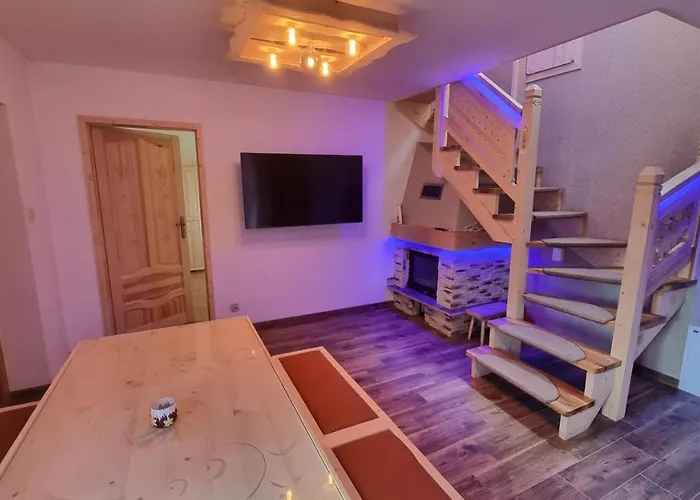 Pod Modrzewiami * Ciche (Nowy Targ)